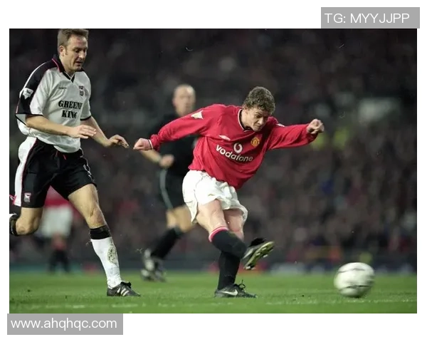 足球明星弗利萨的传奇之路与球场上的辉煌成就揭秘